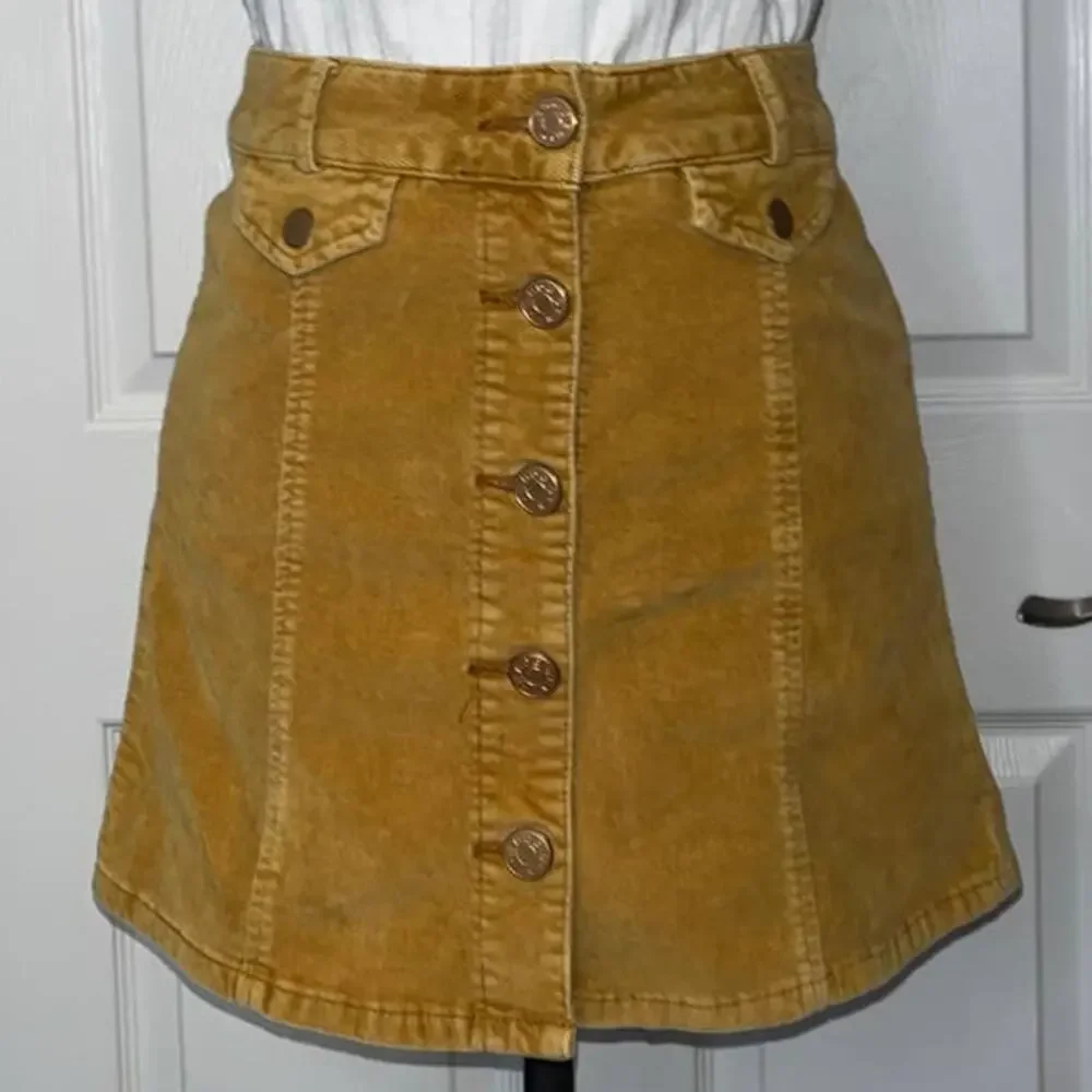 BDG Corduroy skirt | Button Down Mini skirt women's size 2 Marigold dark mustard